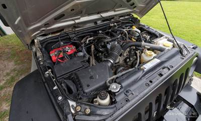 Jeep 3.8 Engine